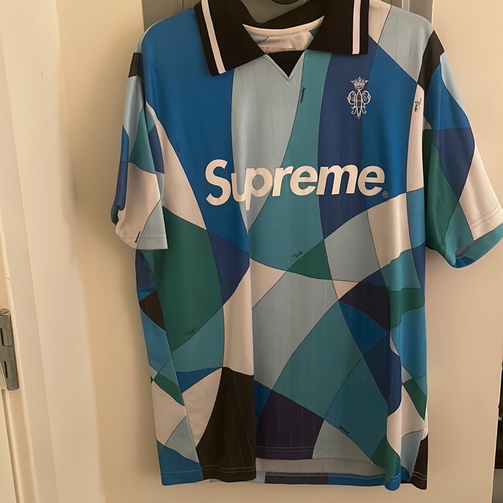 SUPREME SOCCER T SHIRT